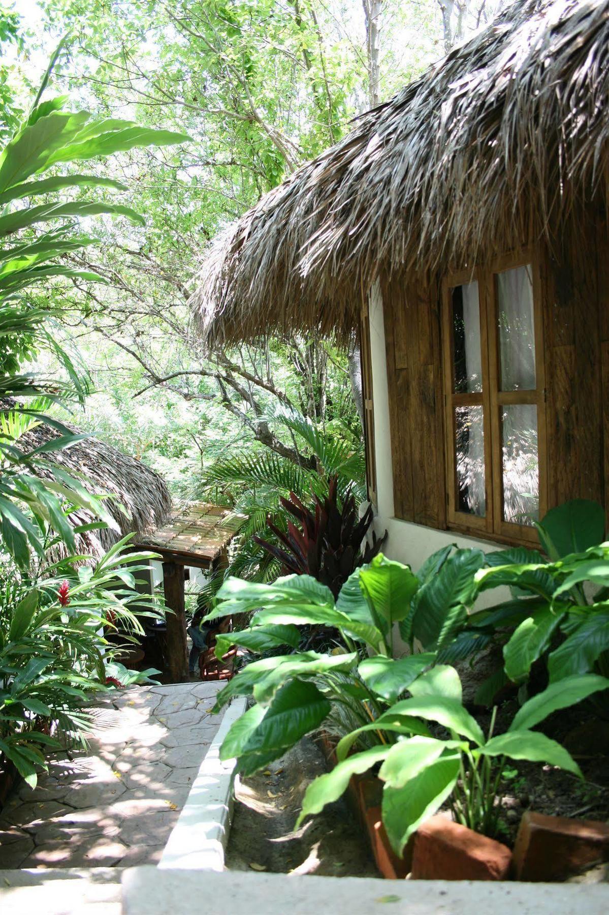 Hôtel Cabanas Biuzaa à Zipolite Extérieur photo